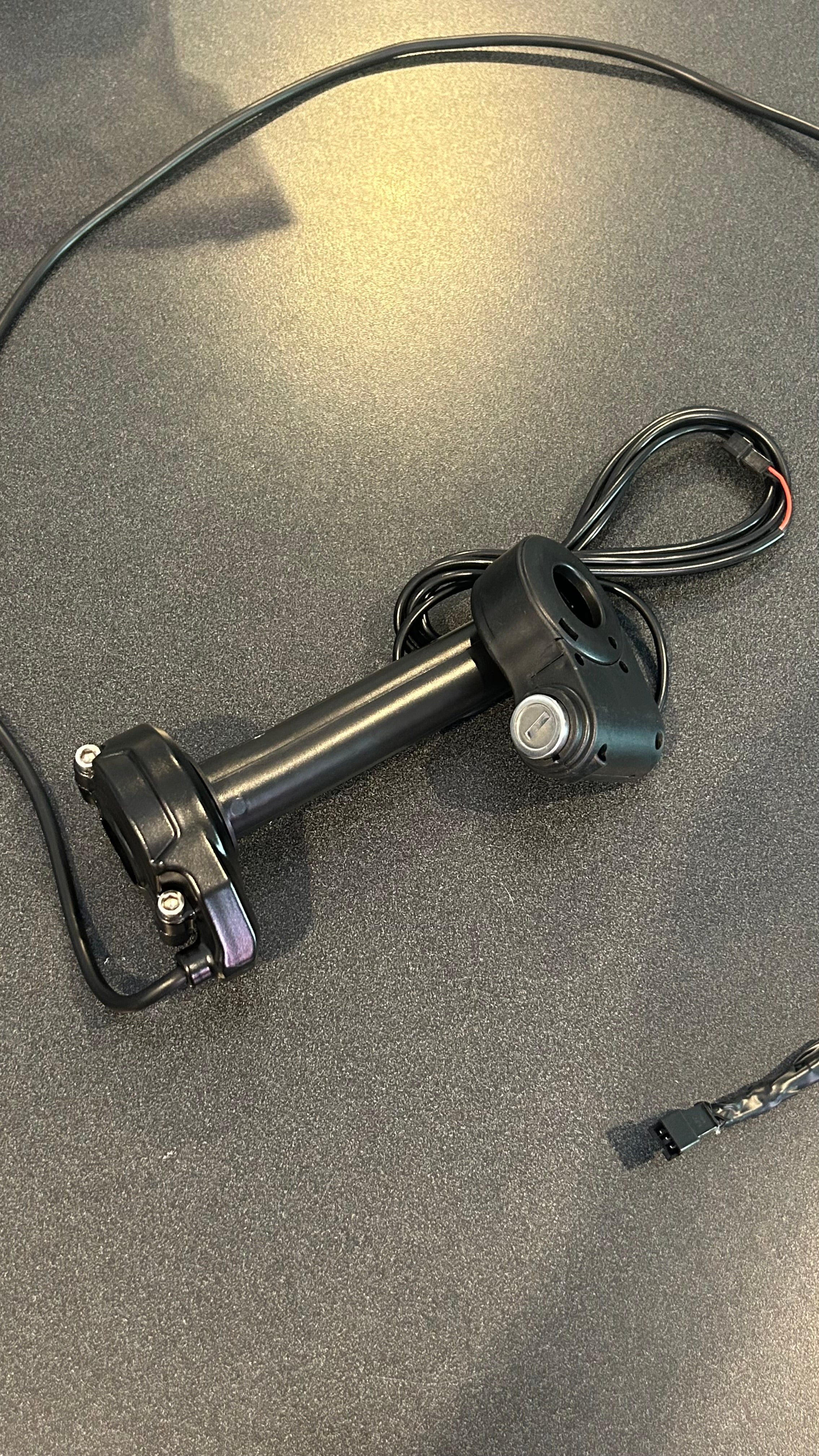 Surron throttles for ridstars(PRE ORDERS)