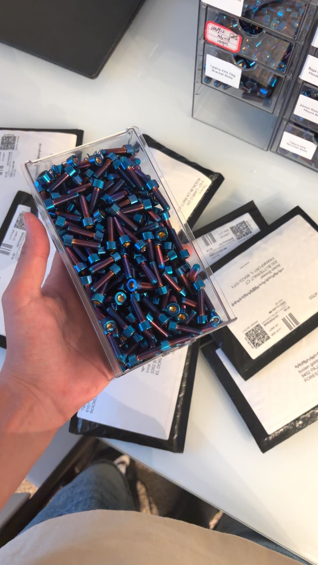 Macfox titanium bolt kit